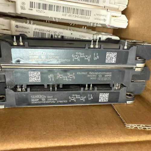 赛米控模块SEMIX453GB12E4lp SEMiX523