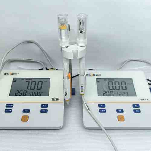 非标价雷磁PHS-25 pH计和DDS-11A电导率仪，成色如图，议价