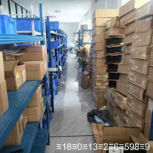 VQ7-8-FPG-D-2NA04 2个