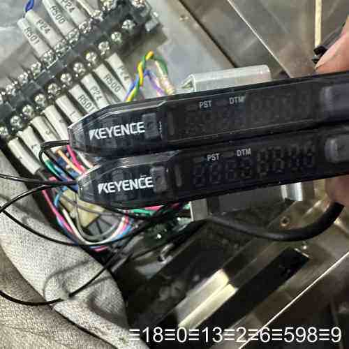 KEYENCE光纤放大器FS-N11N FS-N12N