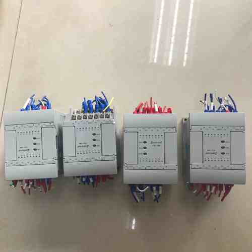 议价显控PLC FGS-16MT-ADC24V 九成新适用