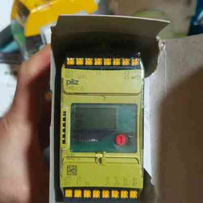 PILZ皮尔兹安全继电器PMD s10，761100，德（议价）