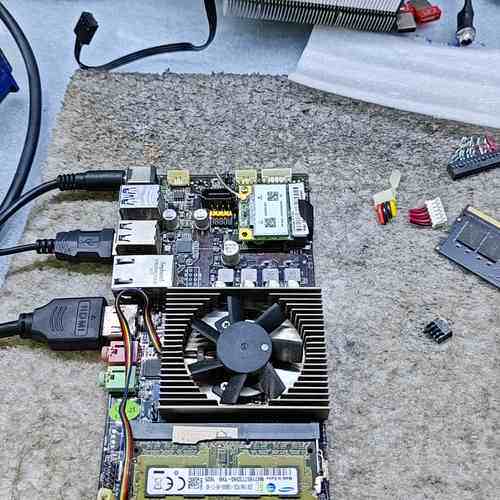 议价主板I3 4代CPUDDR3 正常使适用