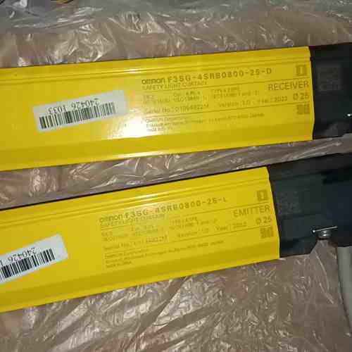 全新欧姆龙安全光幕F3SG-4SRB0800-25-D/L，