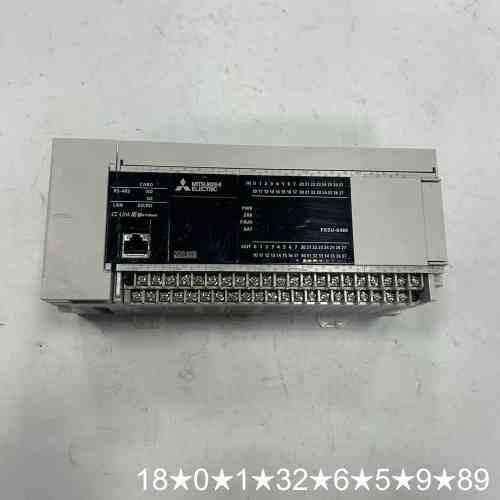 PLC FX5U-64MT/ES，