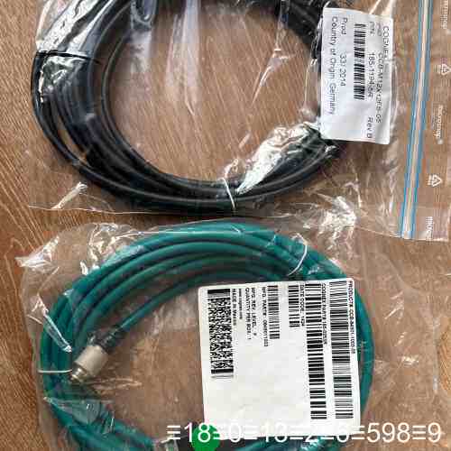 康耐视CCB-M12X12FS-05和CCB-84901-1
