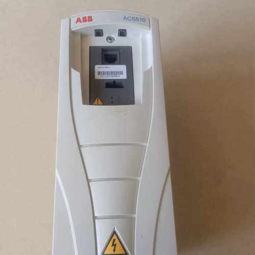 变频器Acs355-03E-01A9 0.55KW,