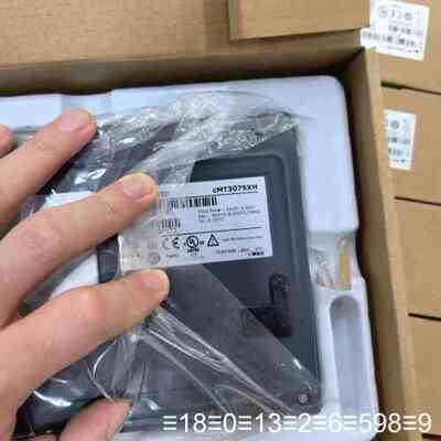 威纶通触摸屏 cMT3075XH