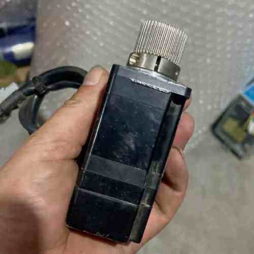 议价SGMJV-01ADE6S 100W适用