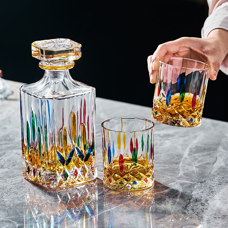 高档奢华水晶玻璃描金威士忌杯洋酒杯套装白兰地杯烈酒杯酒瓶