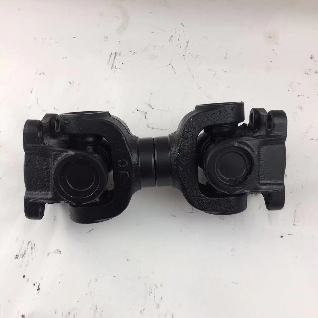 标准NJ131锻打加重万向联轴器传动轴总成装载机小铲车自卸车十字