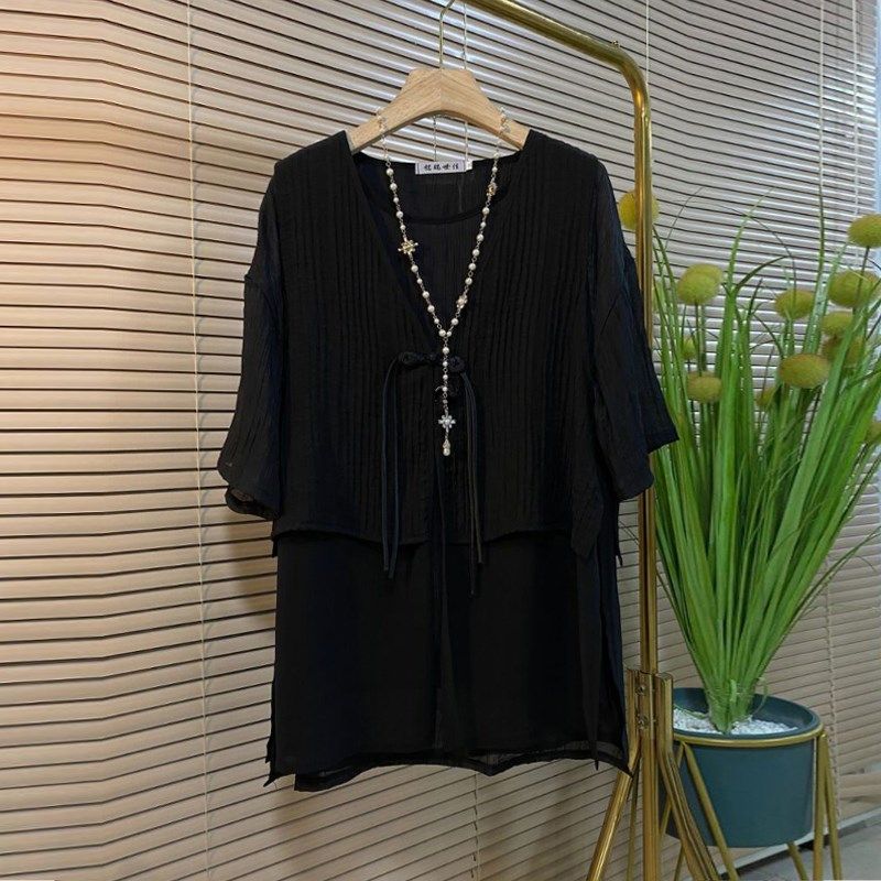 大码女装V领盘扣马甲半身打底T恤衫胖妹妹简约显瘦休闲百搭两件套,女装/女士精品,大码套装,淘宝优惠券,粉丝福利购,淘宝优惠卷