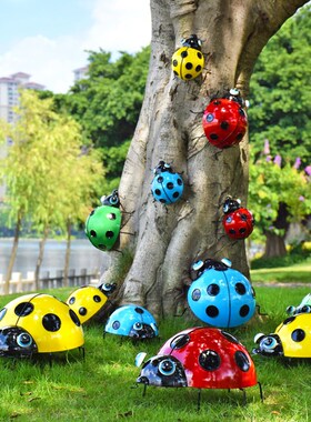 户外仿真动物摆件甲虫雕塑铁艺七星瓢虫装饰花园庭院篱笆墙面挂饰
