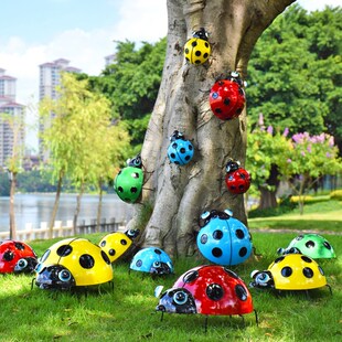 户外仿真动物摆件甲虫雕塑铁艺七星瓢虫装饰花园庭院篱笆墙面挂饰