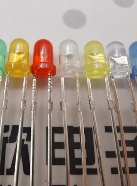 f3橙色插件灯珠3.0mm圆头聚光白发橙 雾状2.0V直插LED发光二极管