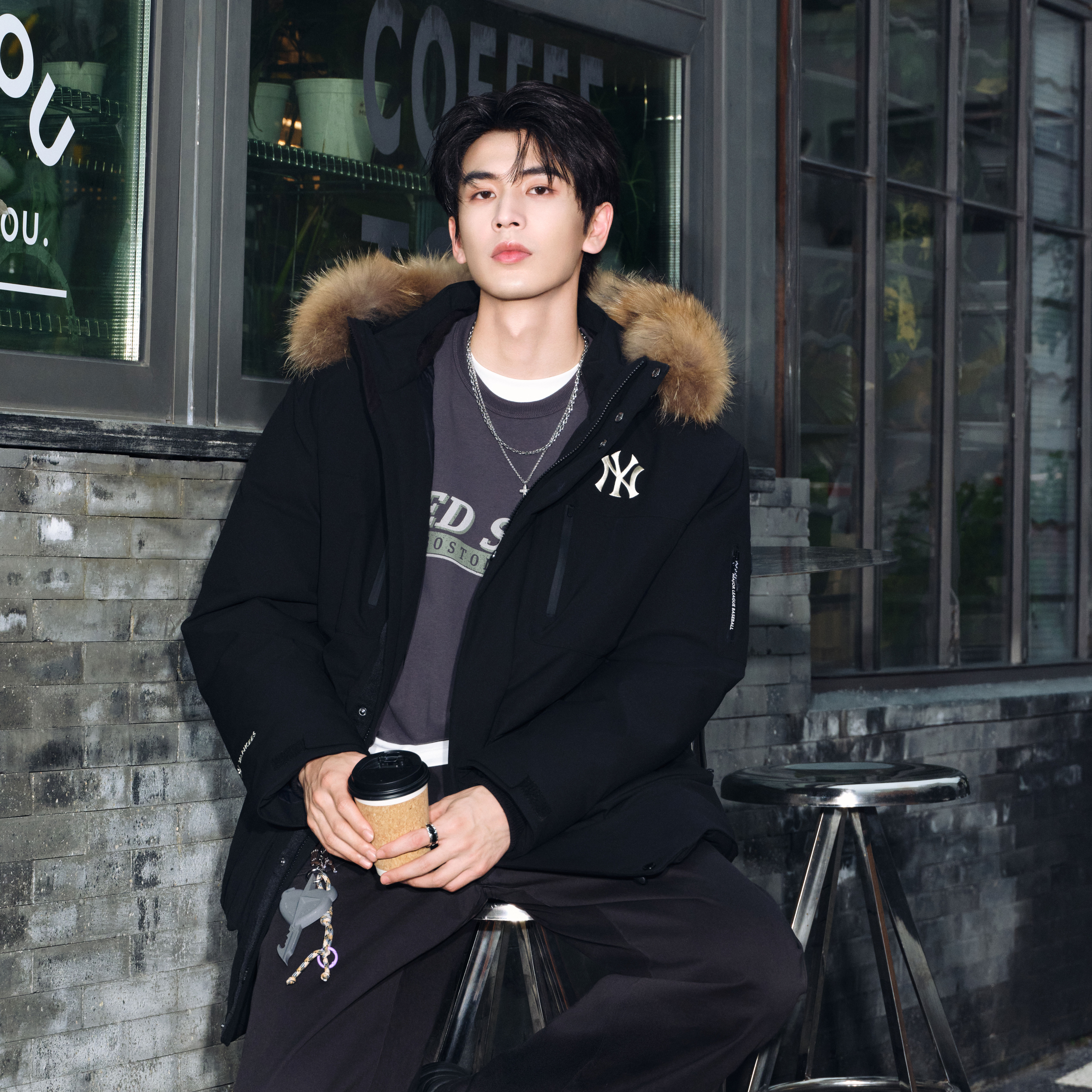 MLB张凌赫同款鹅绒派克羽绒服男装女装冬季新款毛领保暖休闲服