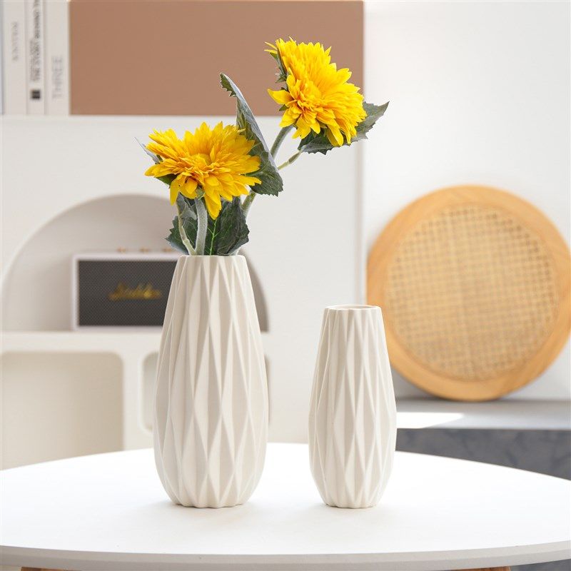 创意法式白色陶瓷花瓶客厅插花器民宿房间电视柜餐桌摆件水养鲜花