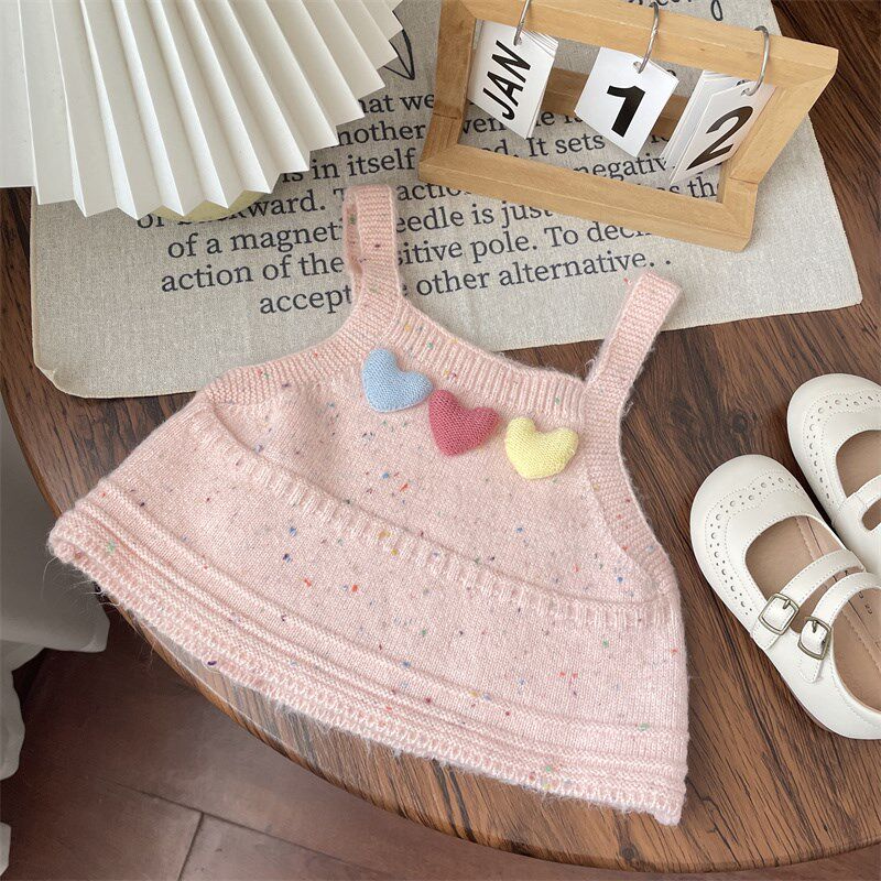 2024新款春夏秋甜美短款女童小宝宝儿童三个爱心针织马甲背心吊带