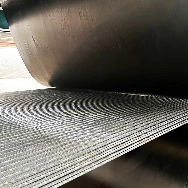 钢丝绳提升带耐温防撕裂矿山码头尼龙钢丝绳芯强力EP橡胶输送带