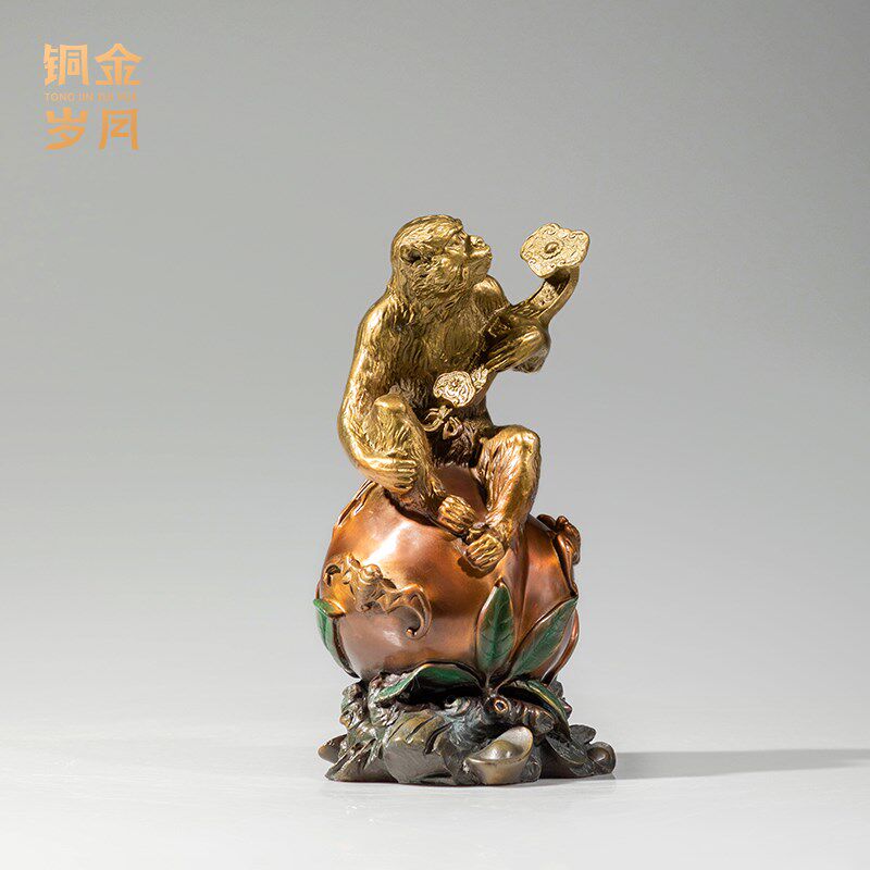 《如意猴》铜金岁月黄铜摆件新中式寿桃猴工艺品铜器客厅桌面装饰