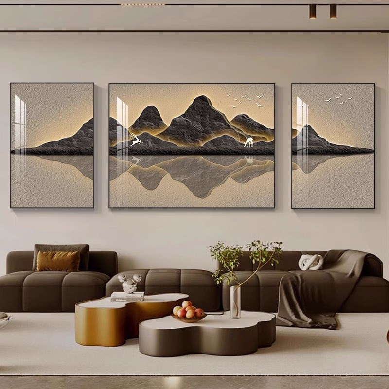 大气客厅沙发背景墙装饰画山水画新中式挂画轻奢高级感壁画三联画