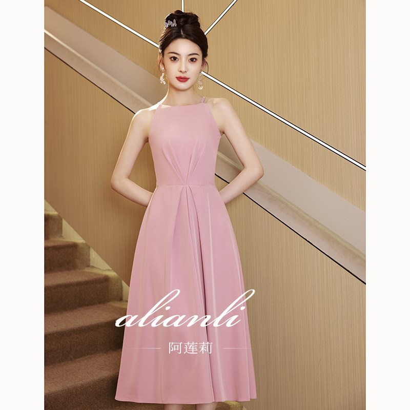 晚礼服裙女轻奢小众高端缎面高级感伴娘服小个子主持人端庄大气