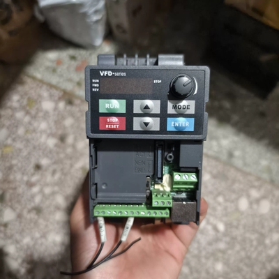 台达变频器VFD004E43A，380-480V 0.4KW--议价商品