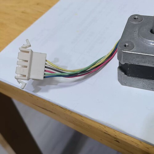 VEXTA东方二相步进电机PX243M-01A DC4V 0