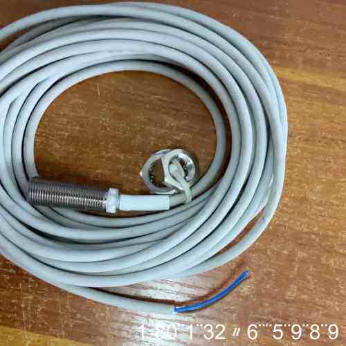 型号IZM12-M04DA-Y3L2/C35，
