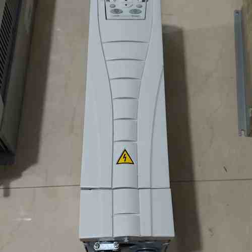ACS510-01-017A-4 ABB变频器 7.5KW 三相工控调速设备议价维修