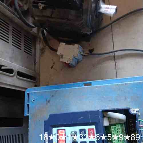 南方安华变频器A100T0R7G／1R5P，功能 0