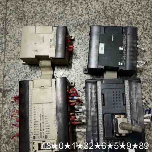 CP1E-N30DR-D、CP1W-MAD11、CPM