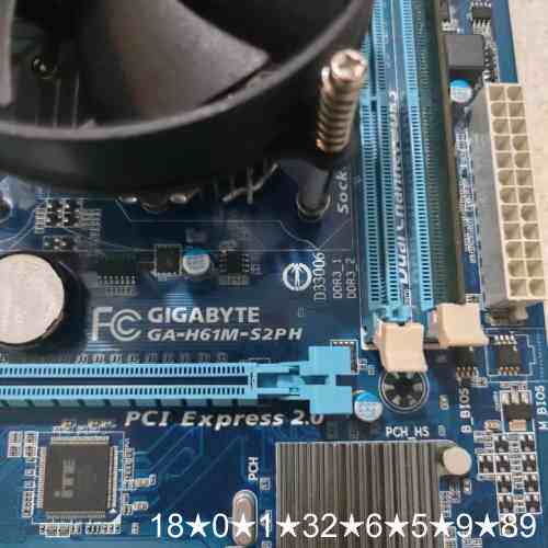 GA-H61M-S2PH主板，带G2030cpu，和金士