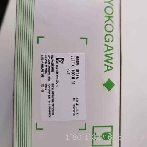 横河YOKOGAWA温控器，型号UT32A-000-11-0