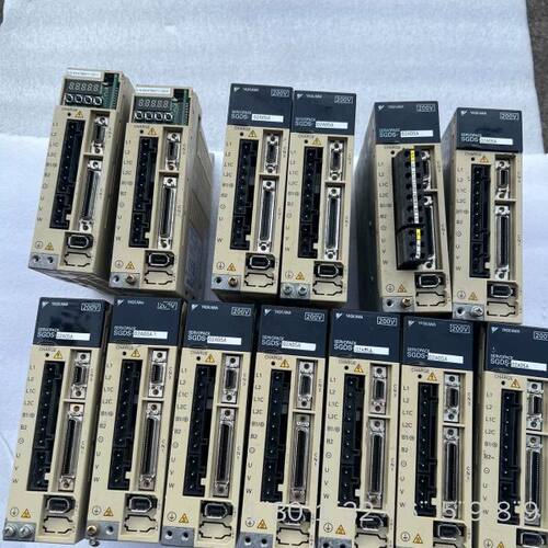 伺服驱动器SGDS-02A05A，200w，15台，