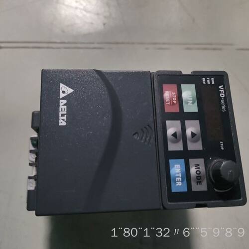 变频器VFD007E43A，0.75KW，380V三相输
