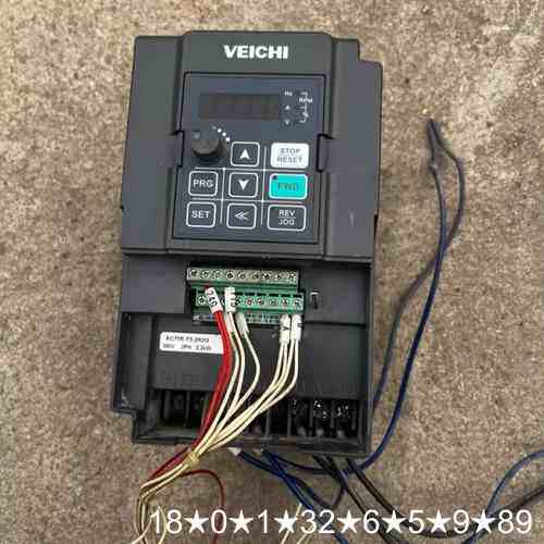 伟创变频器2.2kw，AC70E-T3-2R2G ，