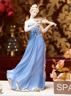 欧式家居装饰品客厅电视柜酒柜玄关摆件陶瓷工艺品结婚摆设西洋女