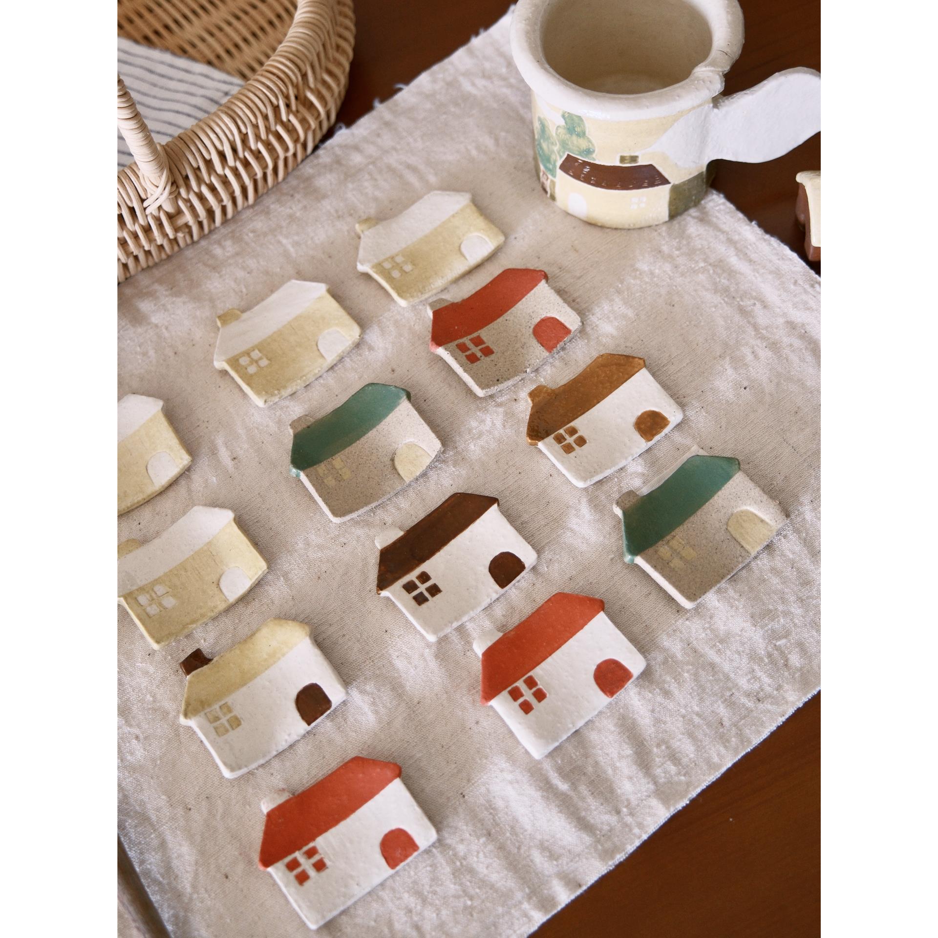 一颗松果居 自制手作粗陶瓷筷子架摆件可爱小房子筷子勺子架摆件