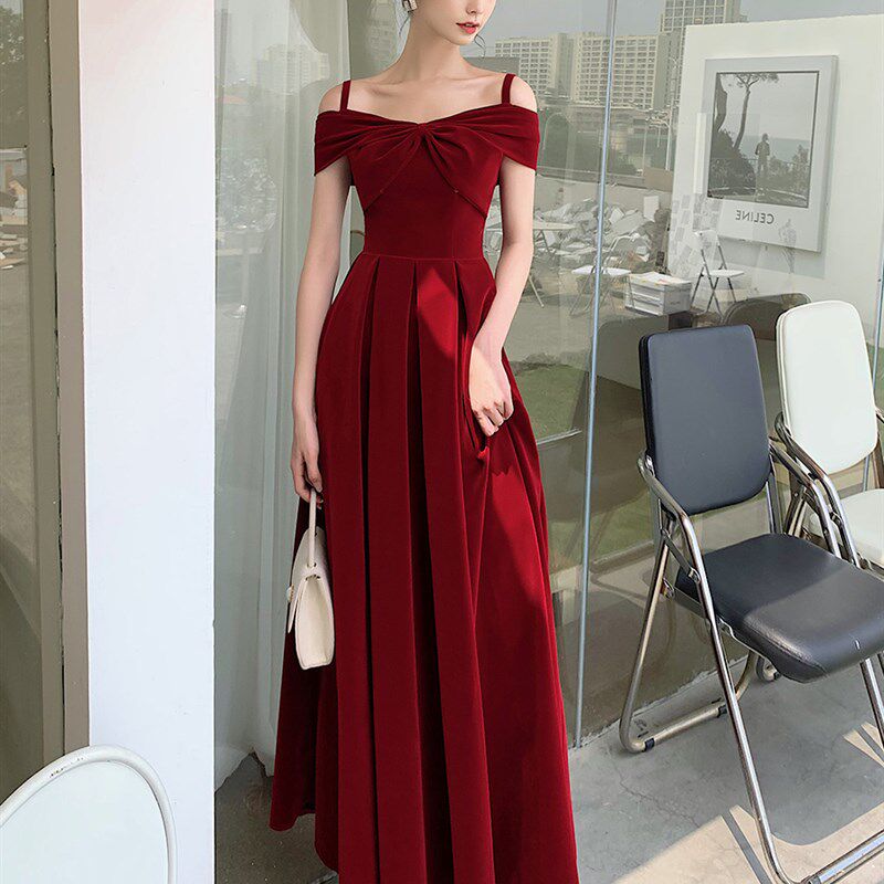 吊带敬酒服新娘订婚连衣裙日常晚礼服女回门法式轻奢高级感礼服裙