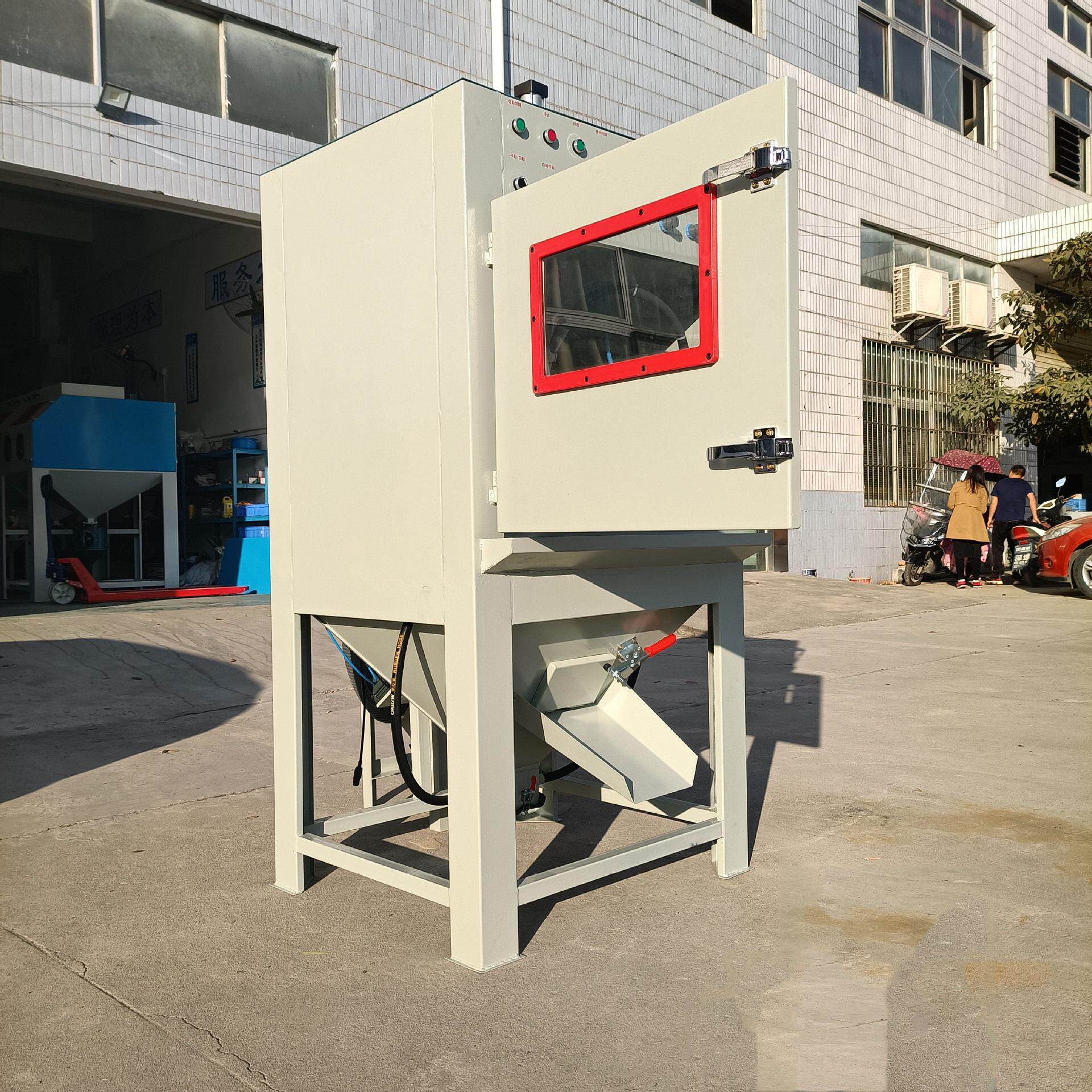 厂家现货五金配件塑胶件电木骨架去毛边毛刺小型滚筒式自动喷砂机