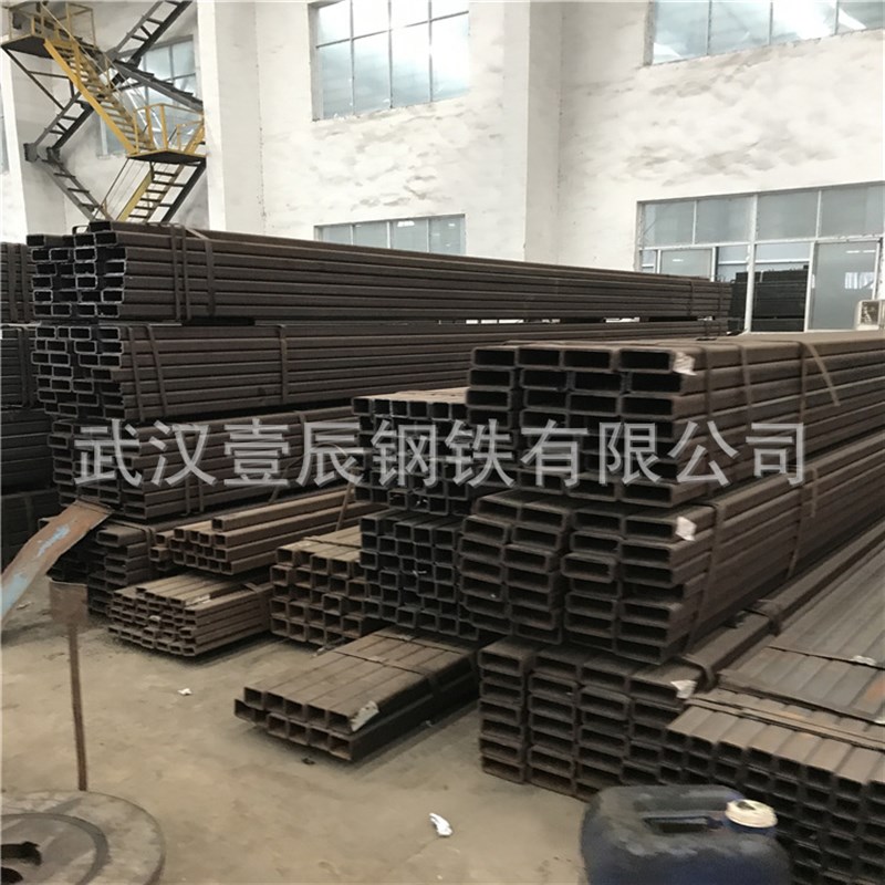 钢材武汉热卖 扁铁管 扁管12Cr1MoVA 方钢管价格 价格表 镀锌管