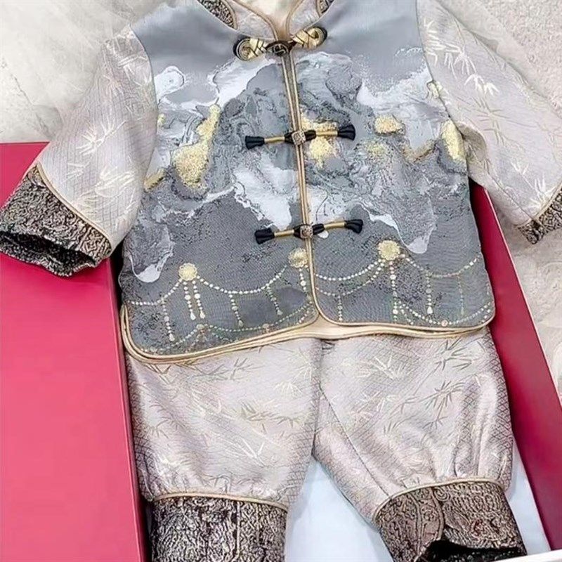 周岁礼服男童中国风秋冬季新中式唐装宝宝高端生日抓周冠衣新年服