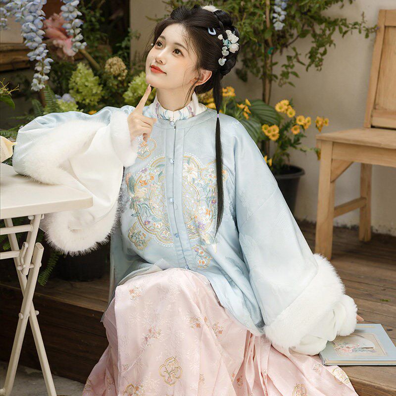 【重回汉唐莺啼声声】圆领对襟袄围脖马面裙套装明制汉服女款秋冬