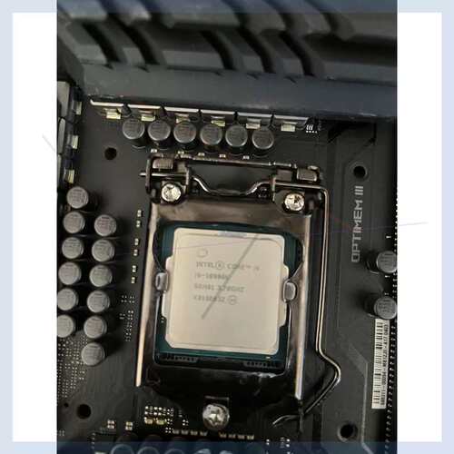 议价I9 10900k盒装处理器，的，，成色99新，