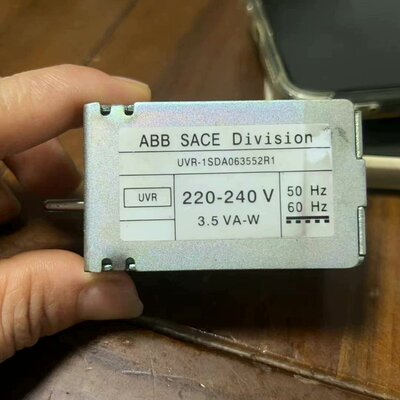 压脱扣线圈UVR-1SDA063552R11SDA063552R1UVR-1SDA063552R1 220V