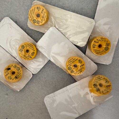 EN 1.2P-20 525PSEN 1.2P-20/8mm/LED/3mPSEN 1.2P-20/8mm/LED/5m