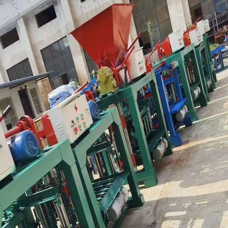 柴油移动砖机 220V模具01 02 03 17四套多孔模具送小推车出口非洲