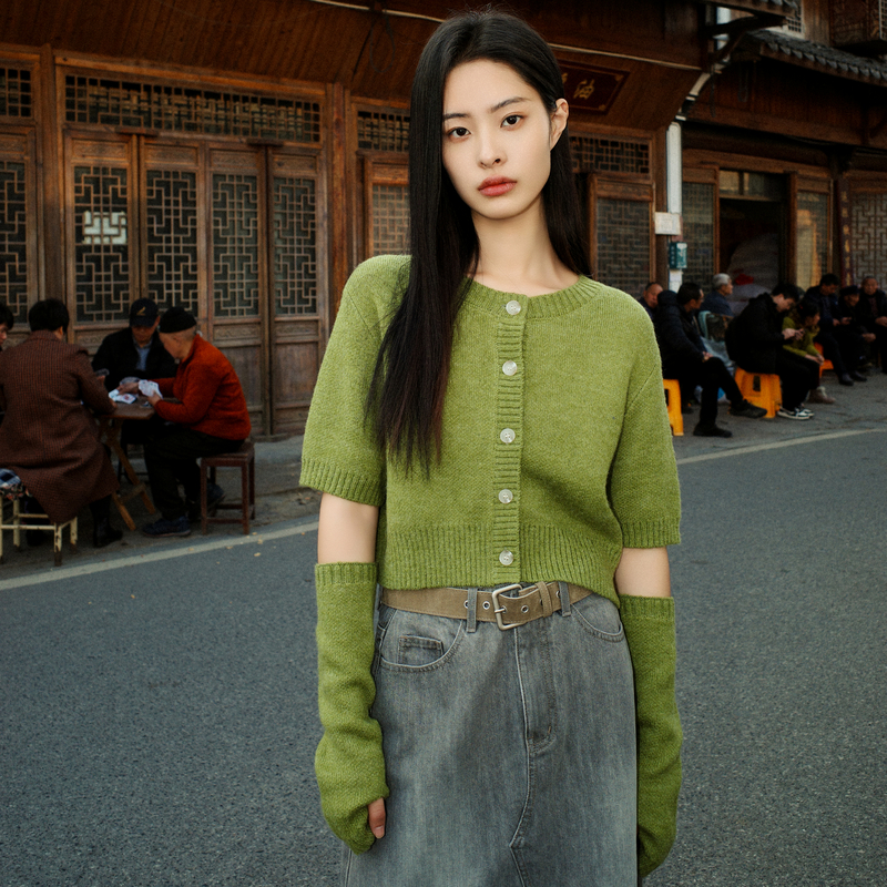 【AIRIQI】时尚毛织H型短款开衫AX41KS150