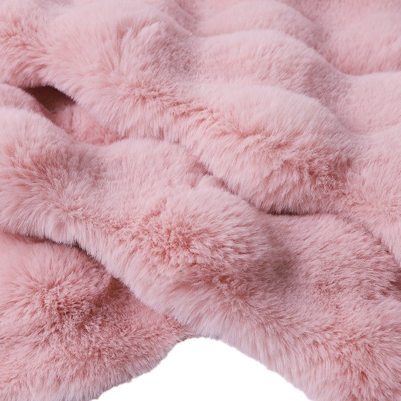 现货900克小兔毛 泡泡绒秋冬抱枕沙发垫飘窗垫盖毯网红轻奢绒布